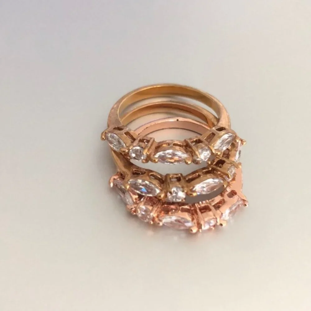Set of 3 Cocktail rings Gold Plated Color w SZ Clear Mix Shape Sones Sz.8